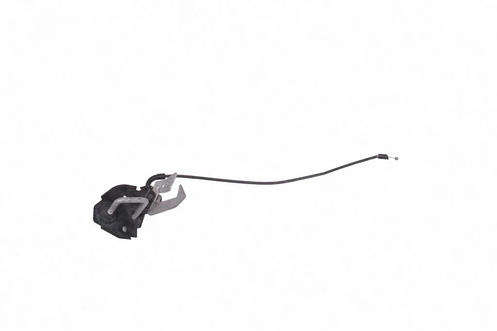 Engine bonnet/hood lock/latch loop/hook – BMW 5 Series F10 F11 (2009-2016)