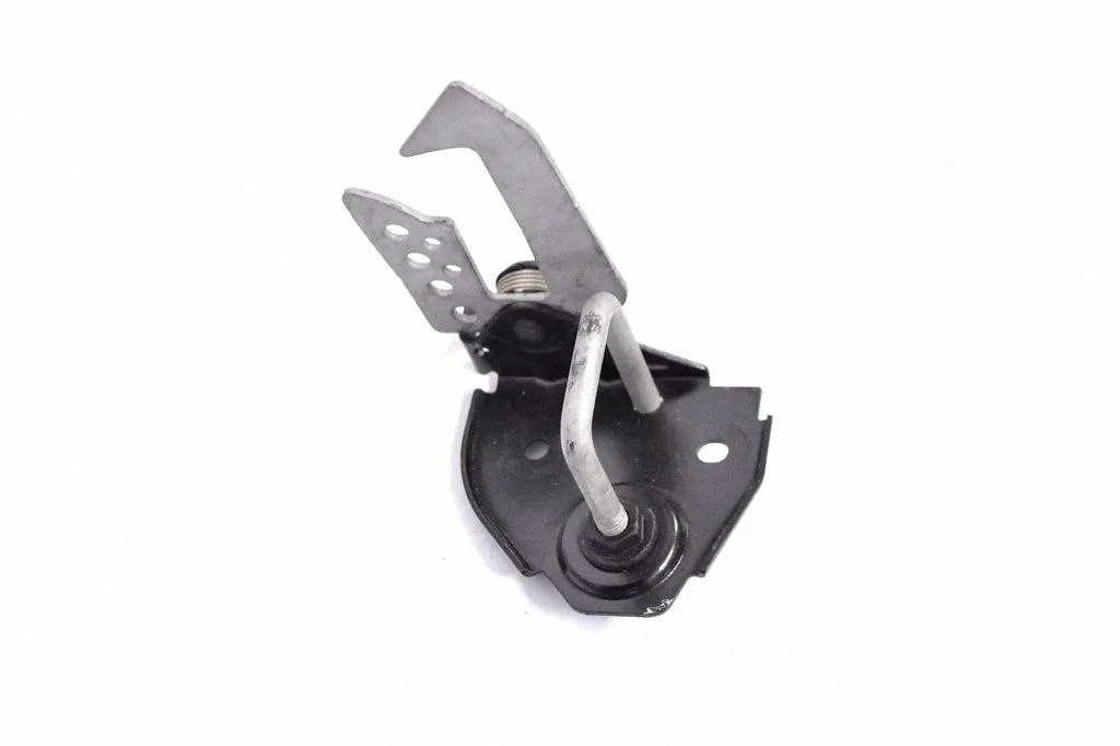 Engine bonnet/hood lock/latch loop/hook – BMW 5 Series F10 F11 (2009-2016)