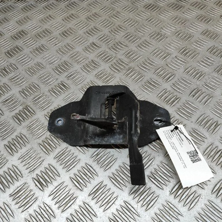Zaczep zamka maski FK7216892AC