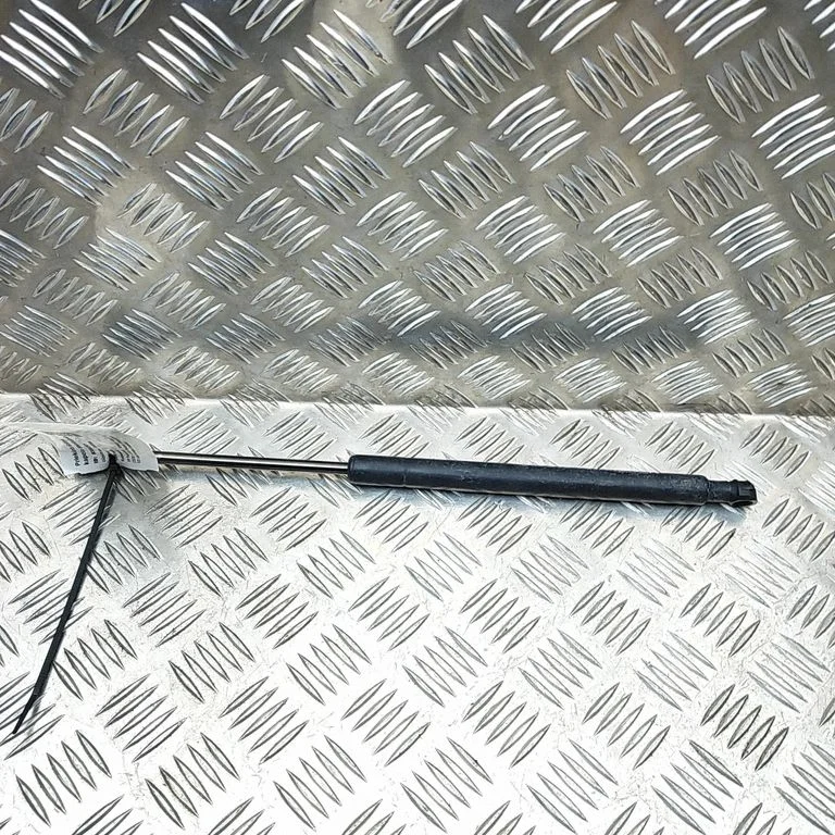 Siłownik maski 654705025R
