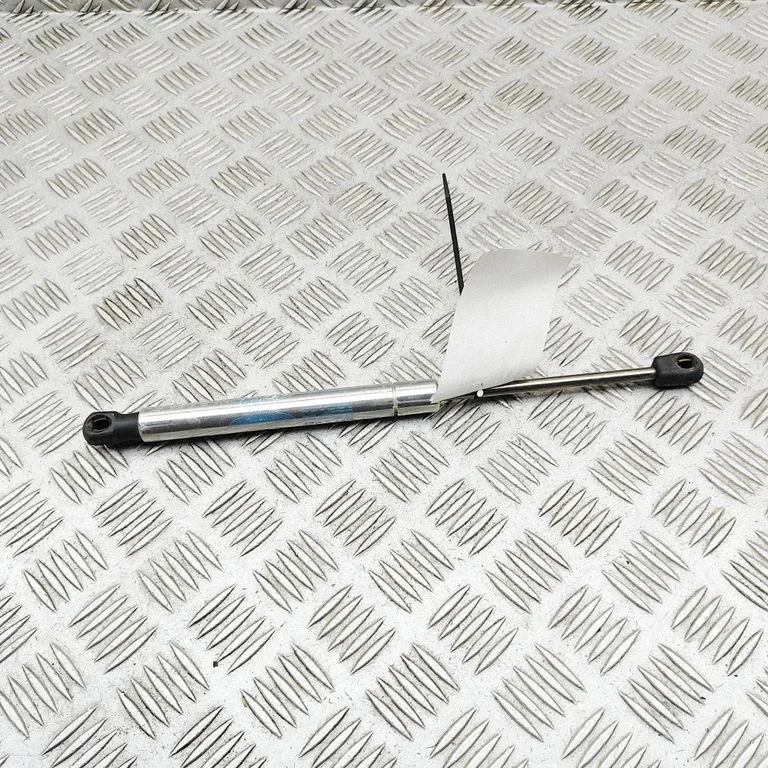 Siłownik maski 4G43SE16C826AB