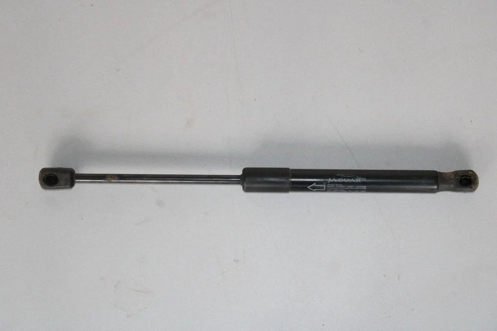 Motora pārsega amortizators J9C316C826AB