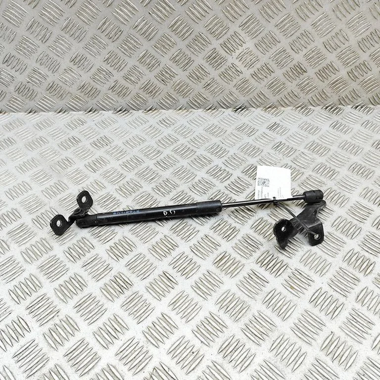 Siłownik maski 109147200B
