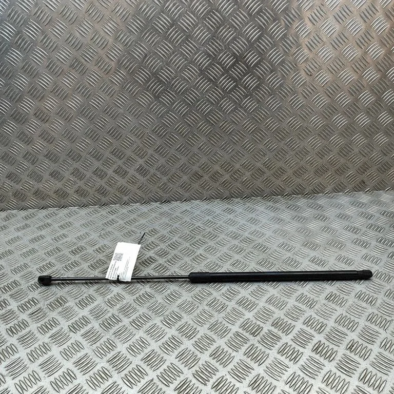 Motora pārsega amortizators 3G0823359A