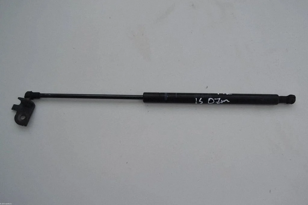 Front bonnet/hood damper/strut – Lexus IS 220D-250-350 (2006-2013)