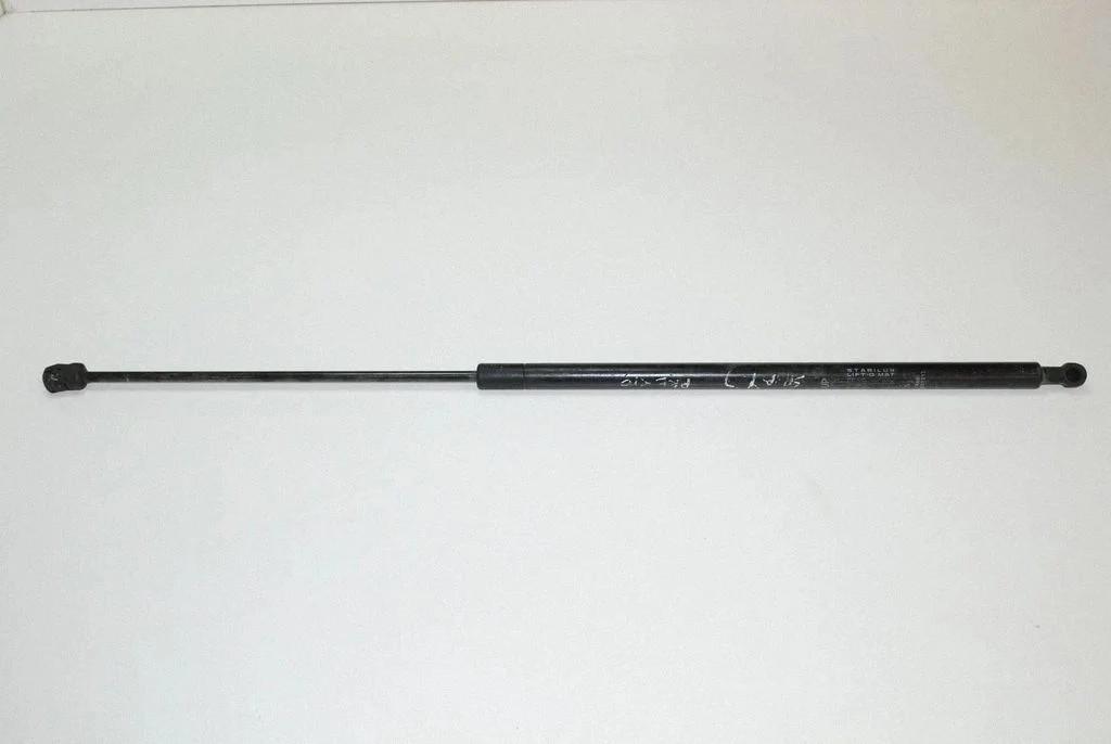 Siłownik maski – Saab 9-3 Ver2 (2003-2007)