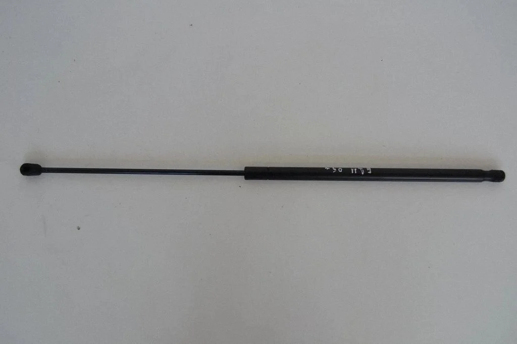 Motora pārsega amortizators 026N26705BH14
