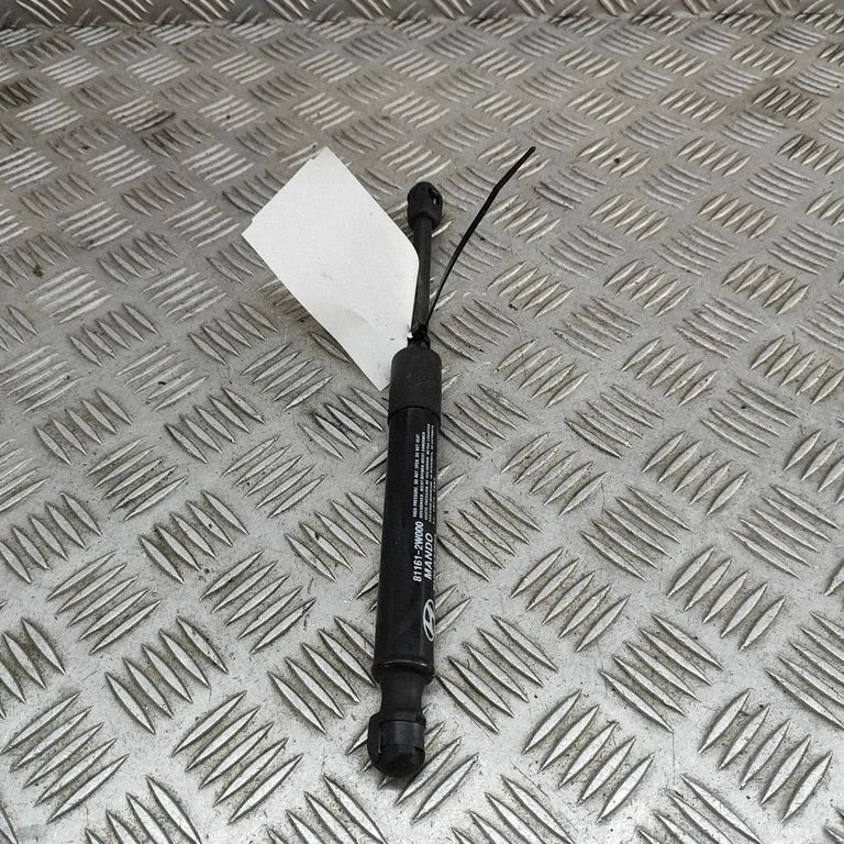 Motora pārsega amortizators 811612W000