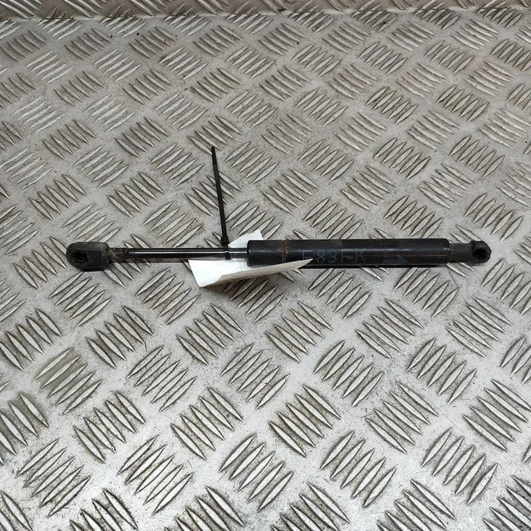 Motora pārsega amortizators 6400352