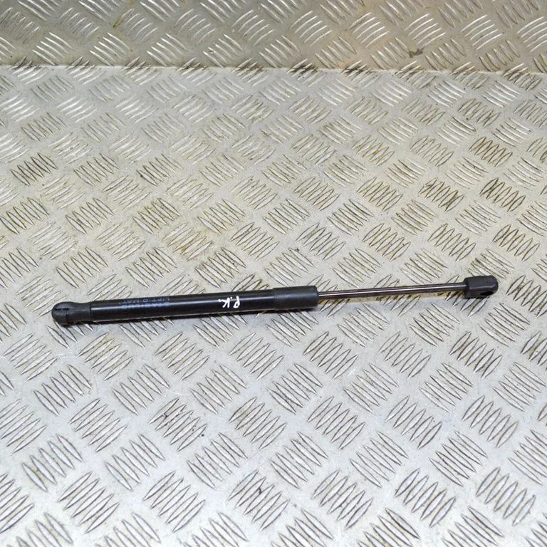 Siłownik maski 109147200B