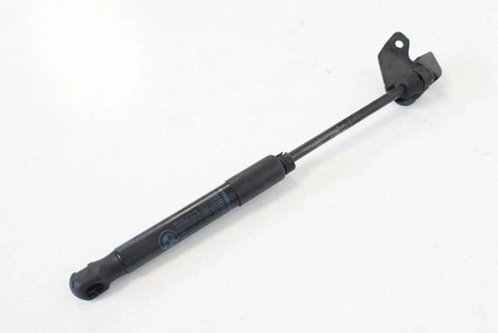 Front bonnet/hood damper/strut – BMW 7 Series F01 F02 F03 F04 (2008-2016)