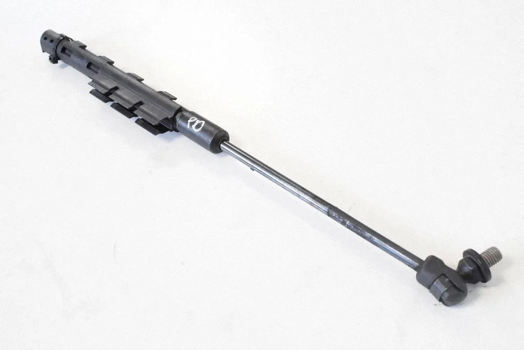 Mootorikapoti amortisaator – BMW X6 E71 (2008-2014)