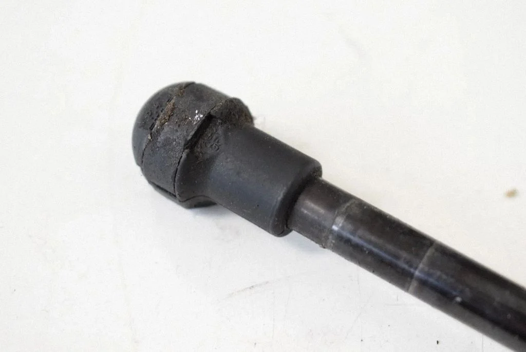 Front bonnet/hood damper/strut 7060550