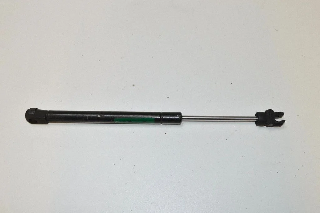 Siłownik maski 05065278AD