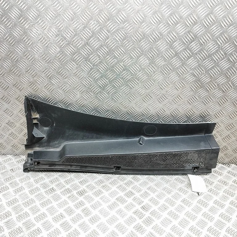 Wiper trim 9839749180