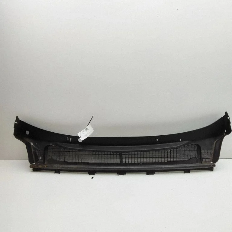 Slotiņu apdare L1TBS02223AF