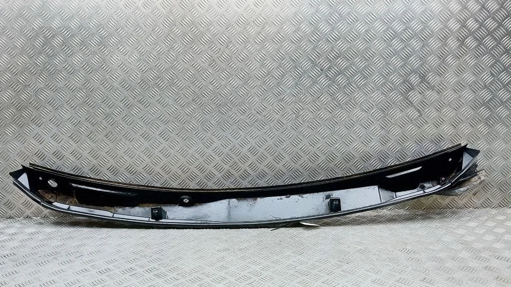Wiper trim BK31V01914AL