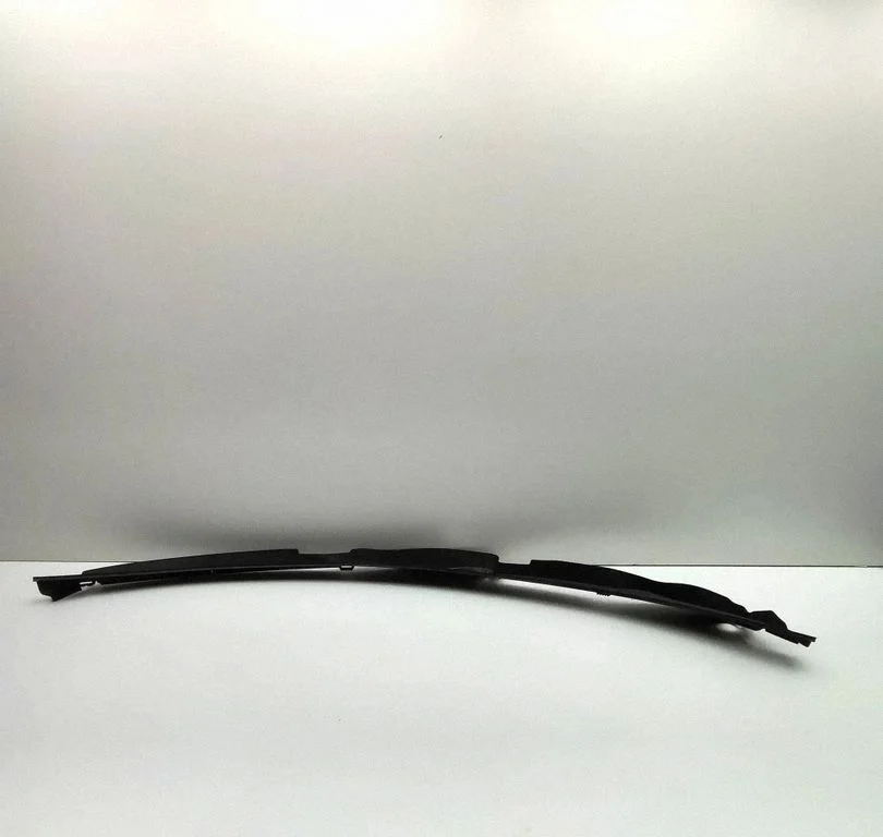 Wiper trim 8K2819403