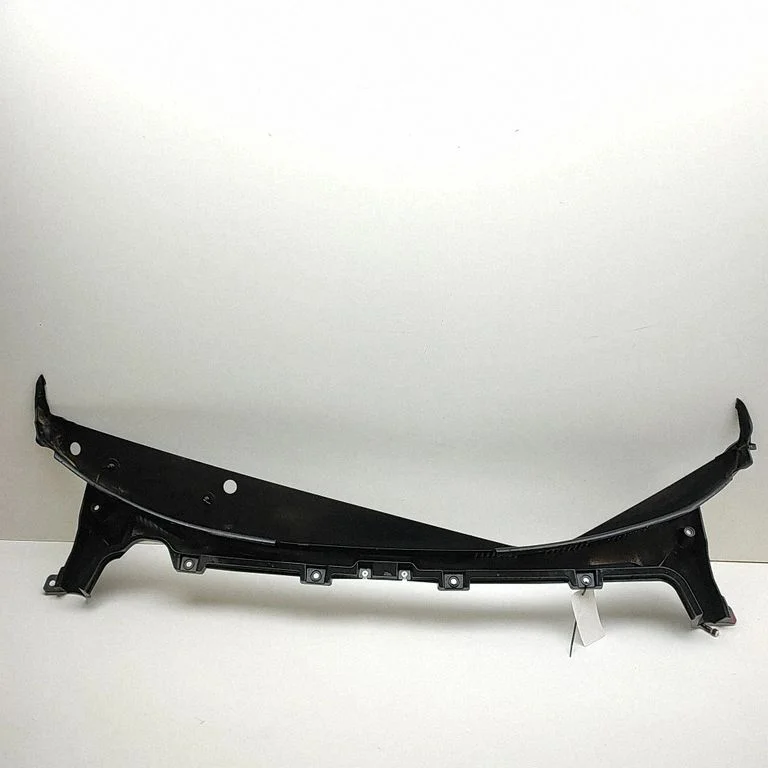 Wiper trim 193044300D