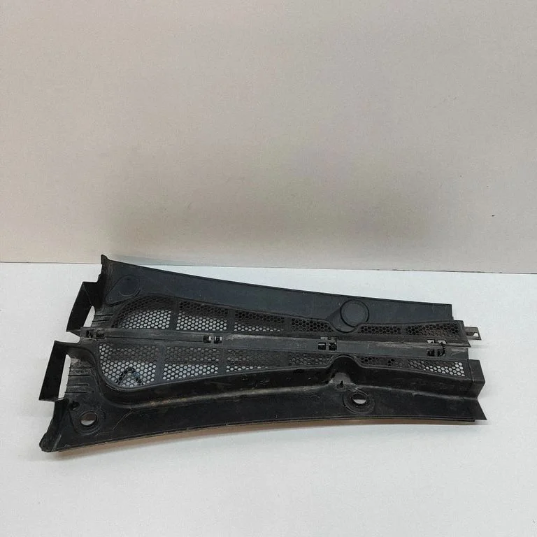 Wiper trim – Peugeot Partner III (2018-)
