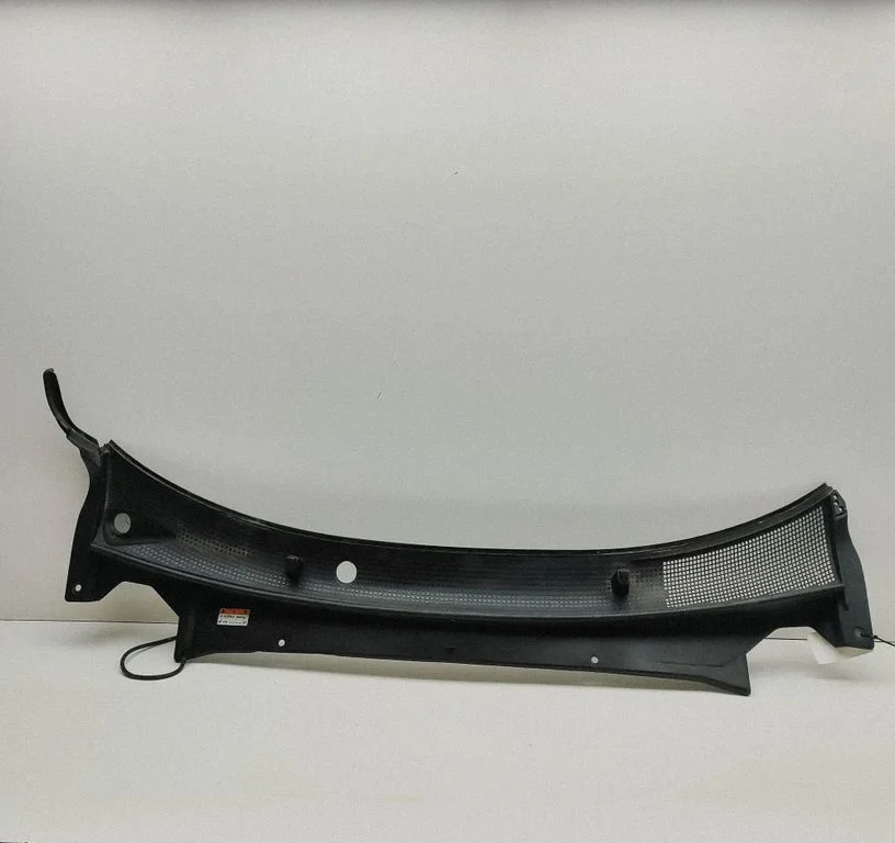 Wiper trim 86150KL930