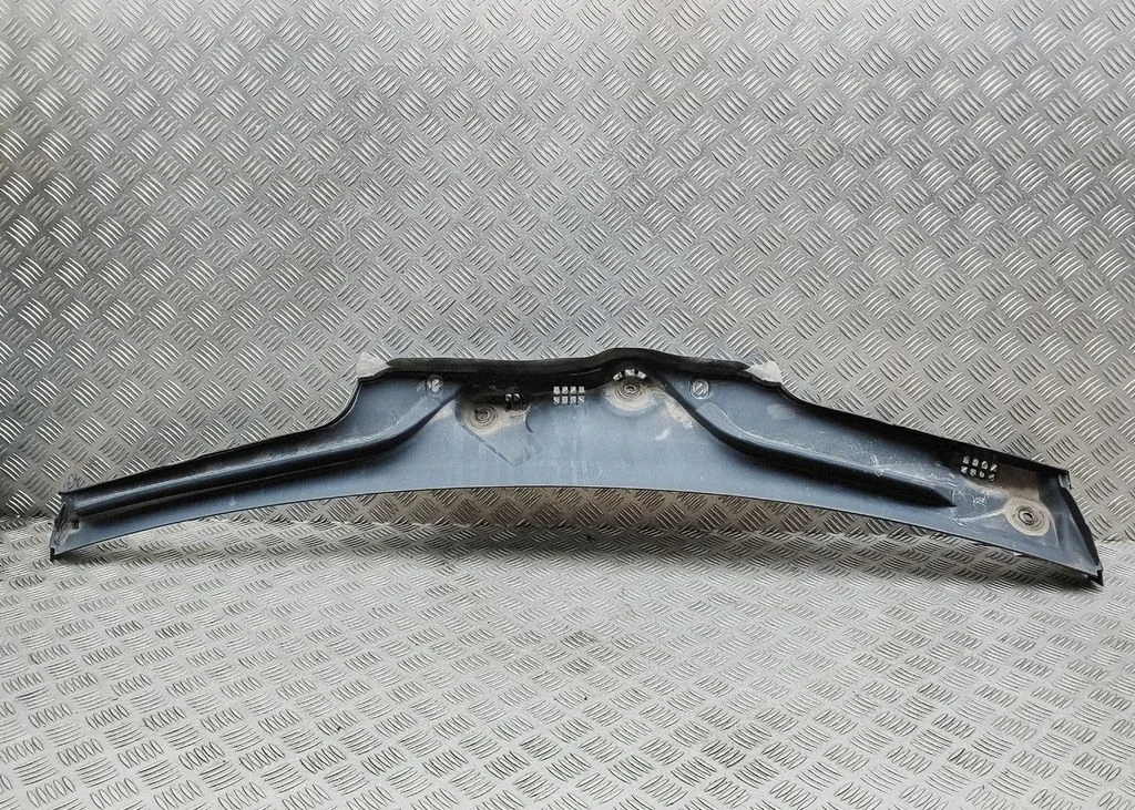 Wiper trim A2138313600