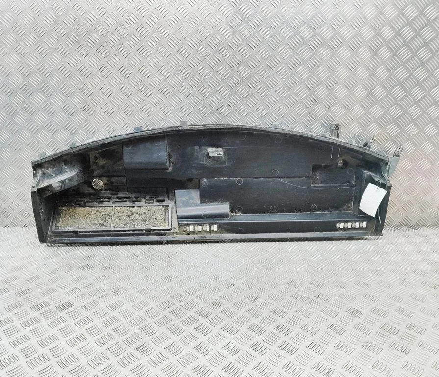 Slotiņu apdare GK21V021B12AC