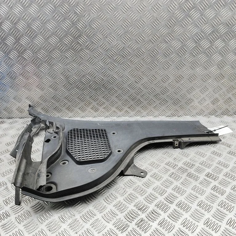 Wiper trim 082501400