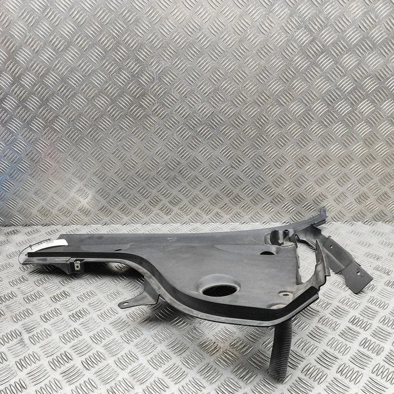 Wiper trim 082501600