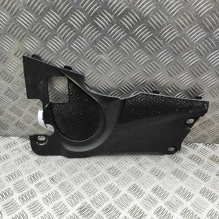 Wiper trim 6W8302253BA