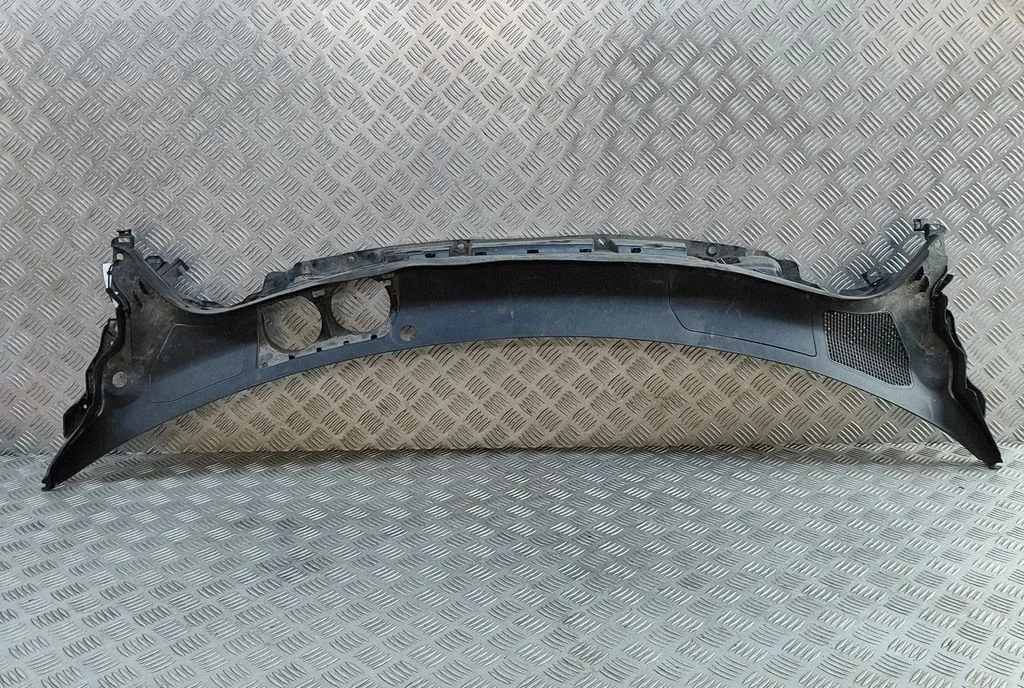 Wiper trim J9D34105B