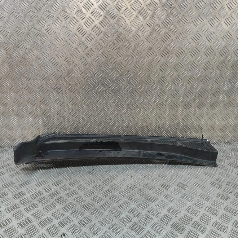 Podszybie (osłona wycieraczek) 9808467277
