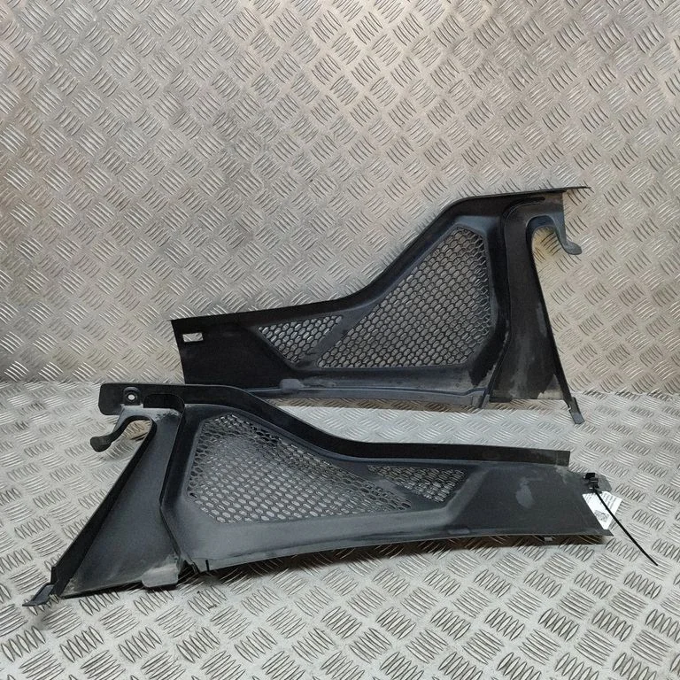 Slotiņu apdare – BMW X5 F15 (2013-2017)
