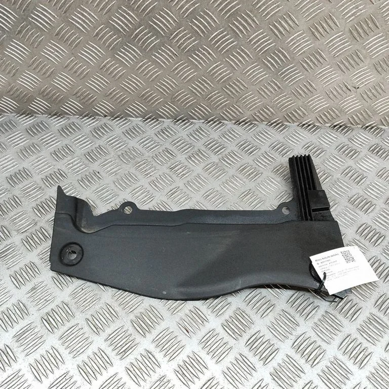 Klaasipuhastite iluliist(id) – Land Rover Range Rover L405 (2013-2021)