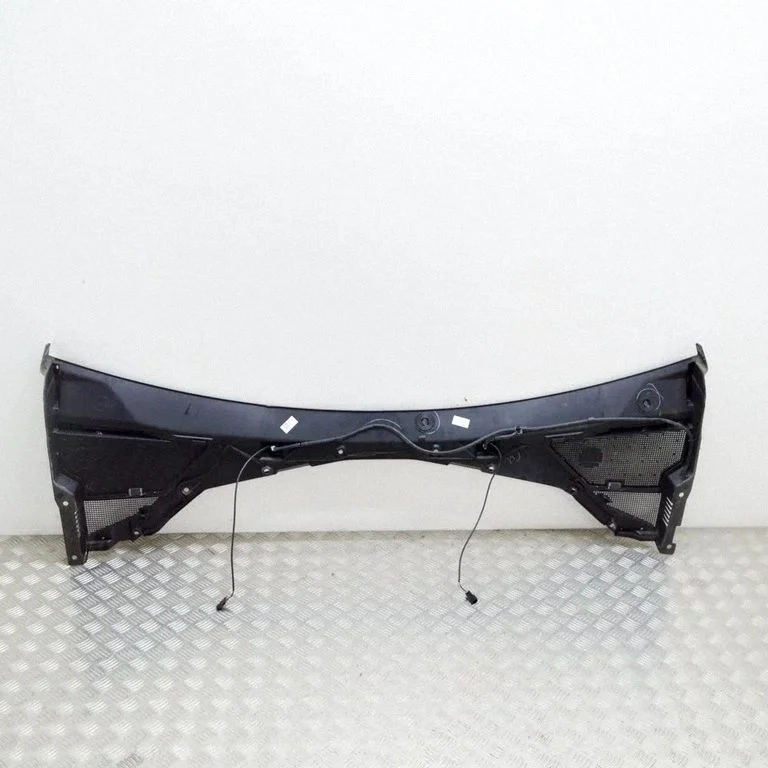 Wiper trim HK8302222A