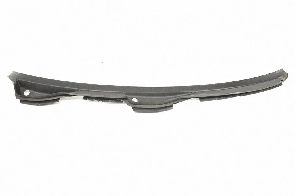 Wiper trim – Porsche Macan (95B) (2014-2018)