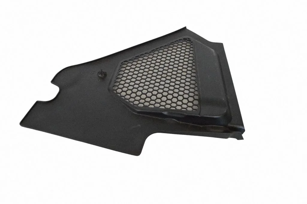 Wiper trim 7427850