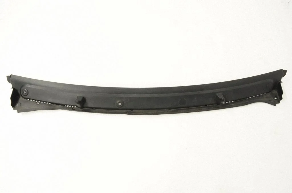 Wiper trim – Opel Vivaro (2001-2014)