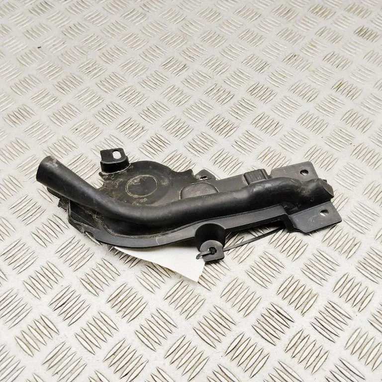 Mootoriruumi tihend – BMW i4 (2021-)