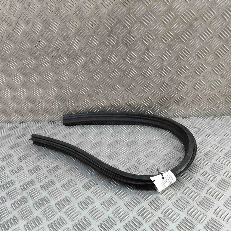 Engine compartment rubber 4G0823723