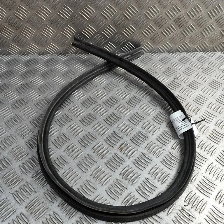 Mootoriruumi tihend – Volkswagen Amarok (2010-2020)