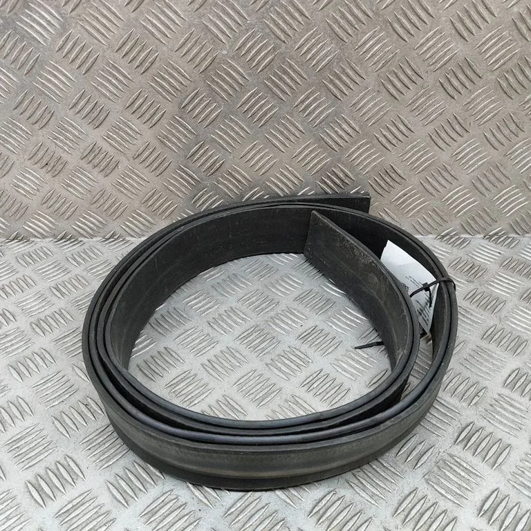 Engine compartment rubber A2538315900