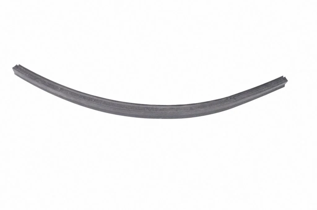 Motora nodalījuma gumija 8R0823723B