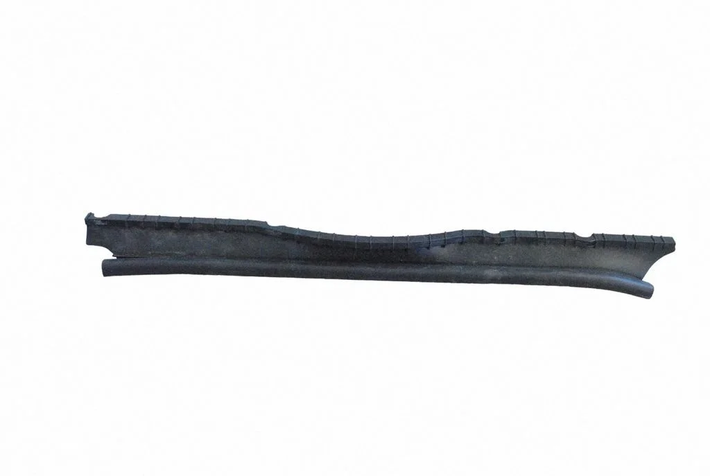 Mootoriruumi tihend A1728800197