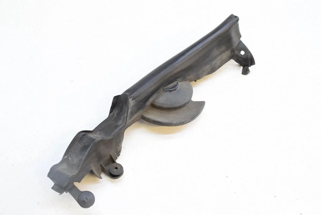 Engine compartment rubber 51767255803