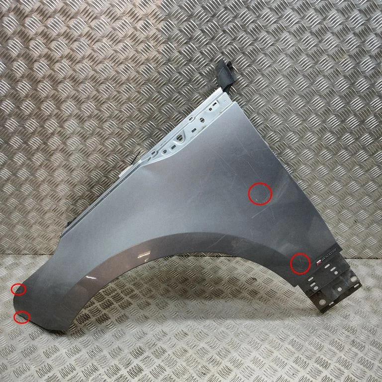 Spārns J8A216006AA