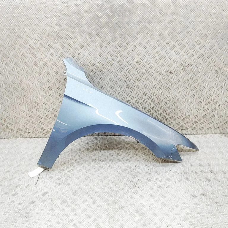 Spārns 3G0821022A