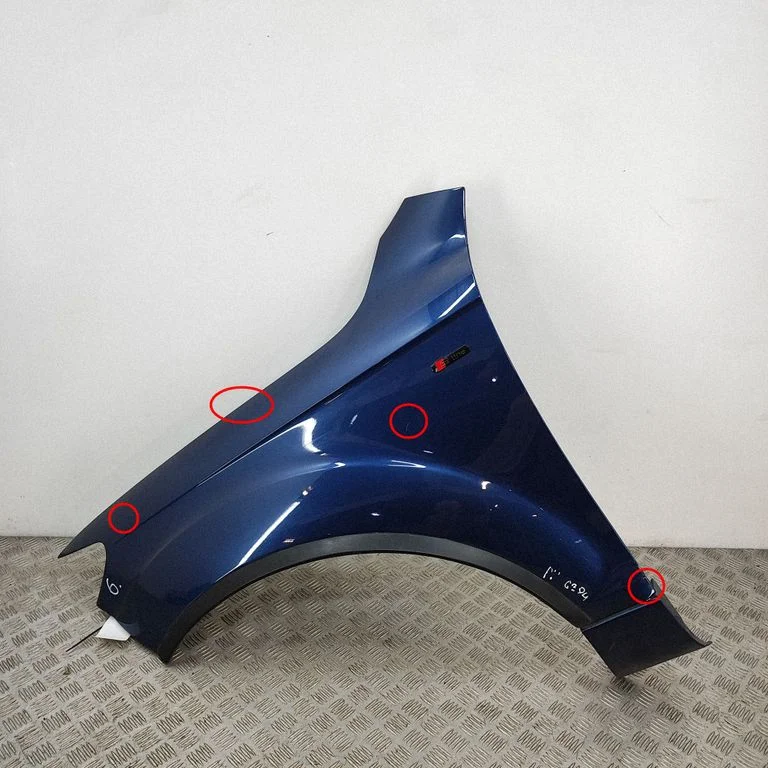 Fender 4L0821101