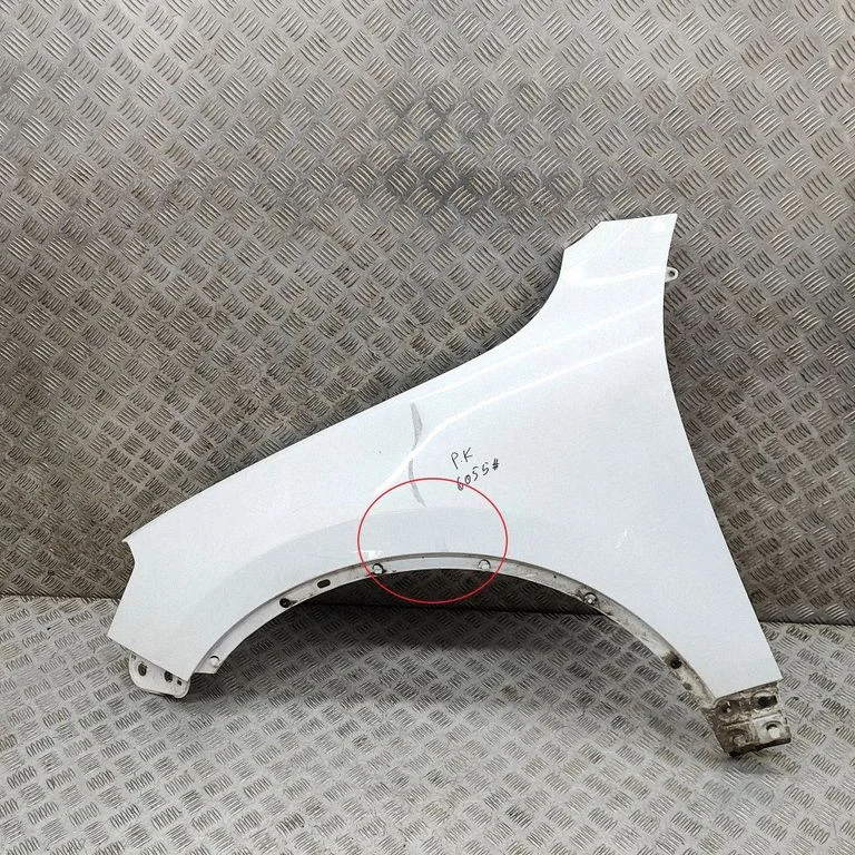 Spārns 7P6821105E