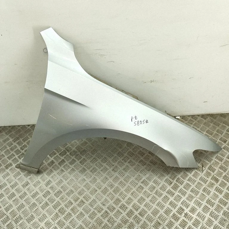 Spārns 3G0821022A